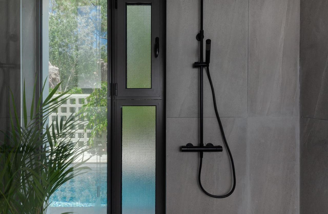 Adrop Pool Suites パ フォス エクステリア 写真